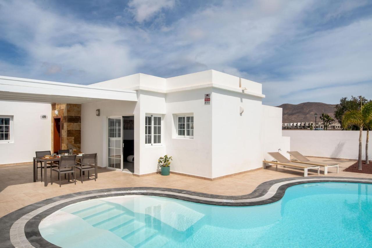 Villa Alay By Buenavilla Playa Blanca  Bagian luar foto